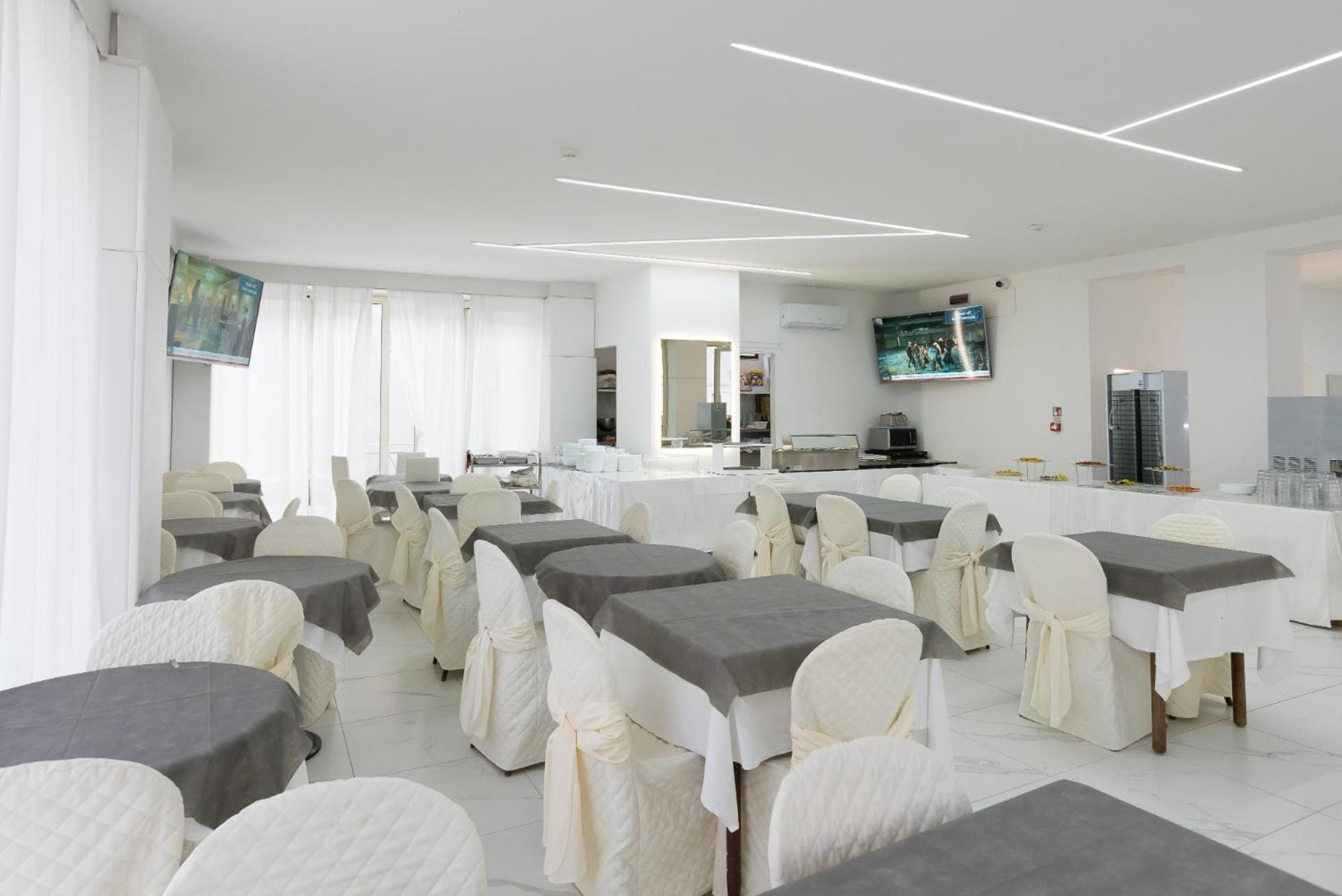 Hotel Ninfea Cattolica Exterior foto